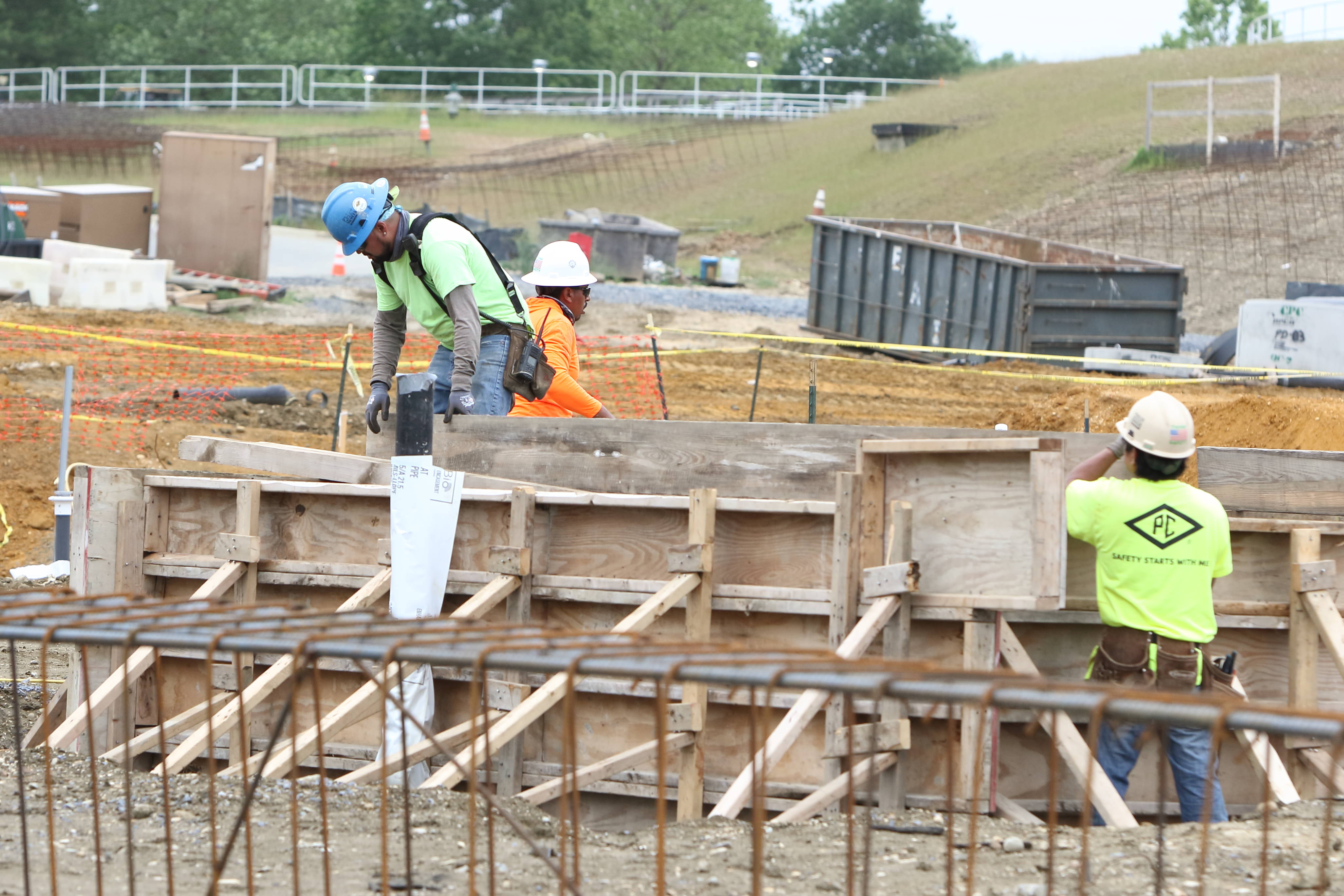 Construction Employment Increases In Three Out Of Four Metro Areas From October 2021 To October